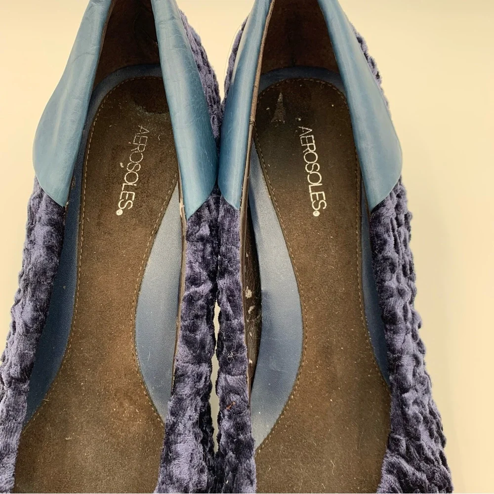 Aerosoles Crushed Velvet Heels Pumps Navy Blue Sz 8 “Lust Worthy”‎ Dress Shoes